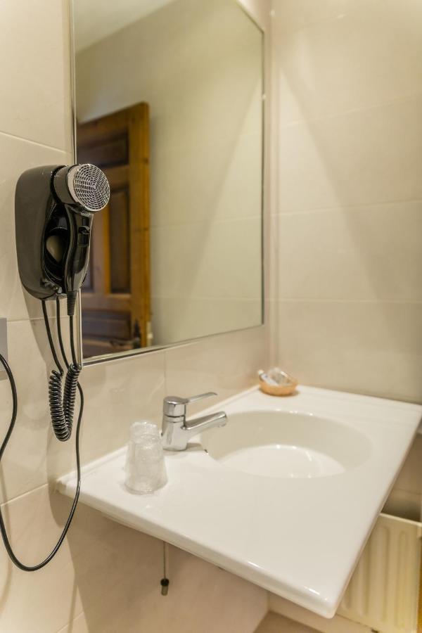 Hostal Santo Domingo De Silos Exteriör bild