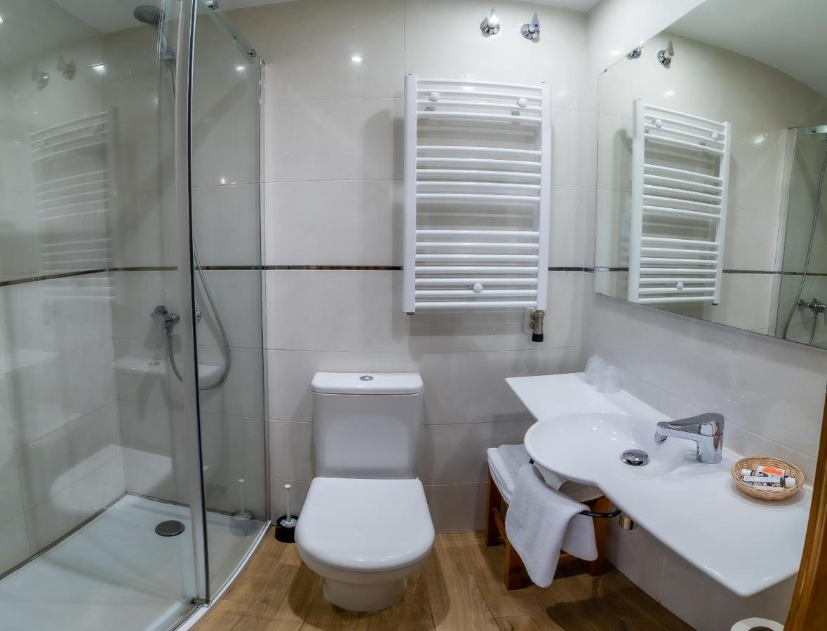 Hostal Santo Domingo De Silos Exteriör bild